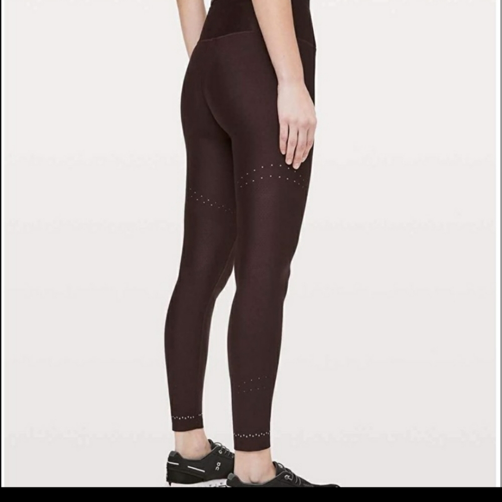 NWT Lululemon in focus run tight size 12 brown